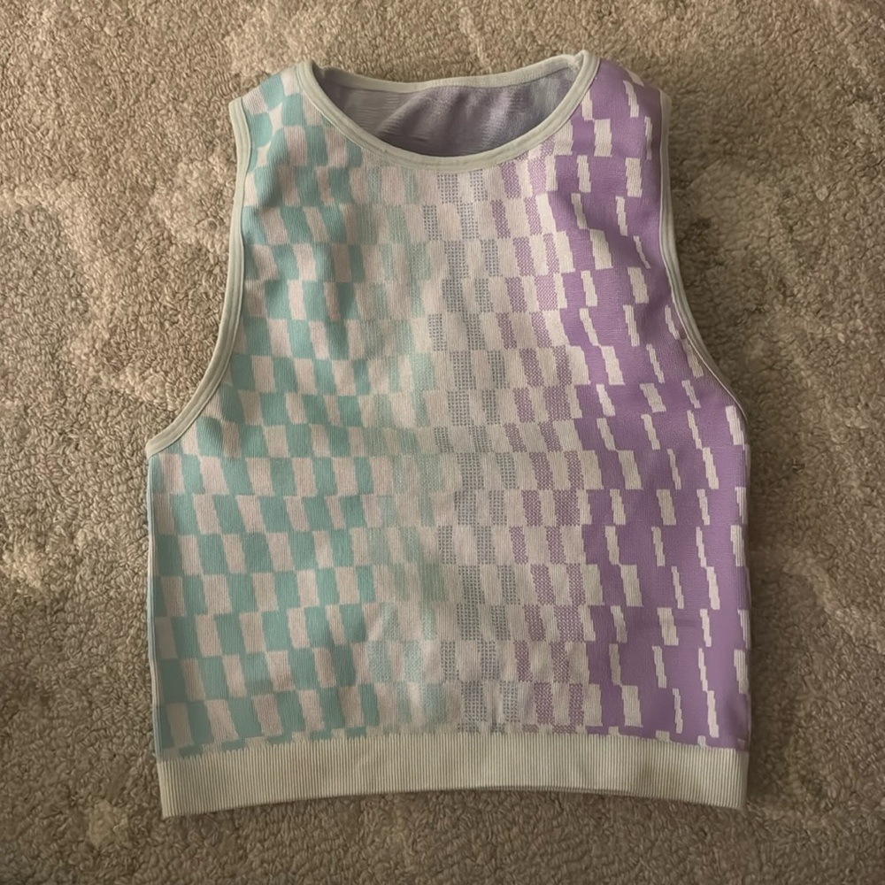 Ombré cropped tank